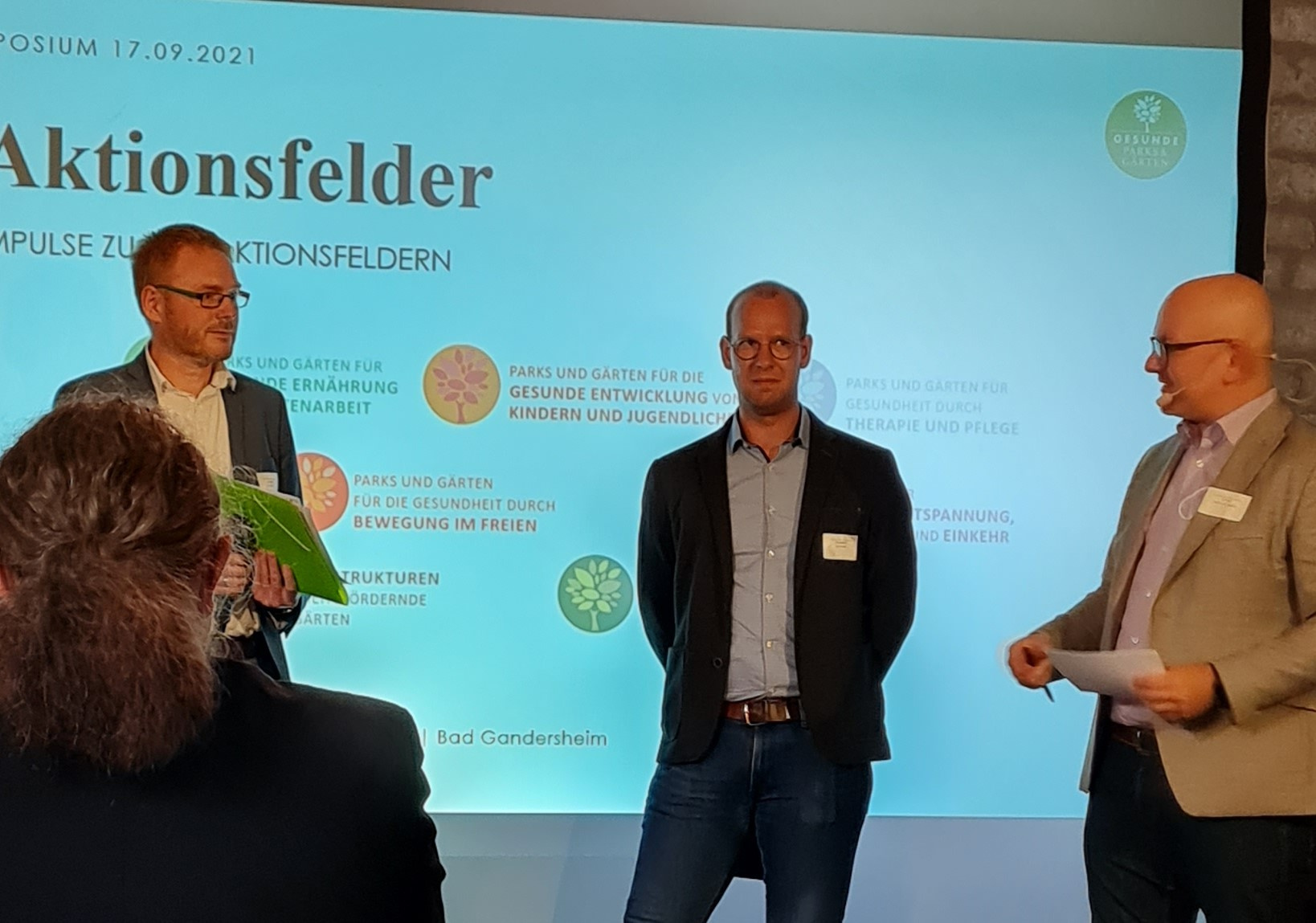 26 Tim Strakeljahn ruft zum Aktionsfeld Bewegung auf Foto_Grünewald